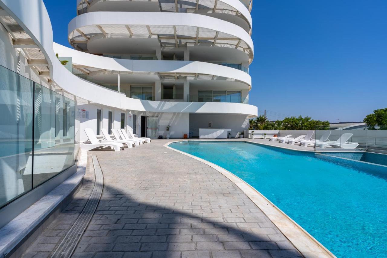 Oyster 1-Br Apt In ラルナカ エクステリア 写真